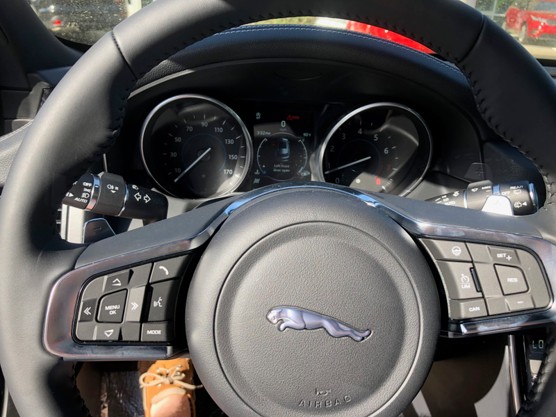 Illustration for article titled Drove a 997 and a Jaguar that some of you might find to be interesting today
